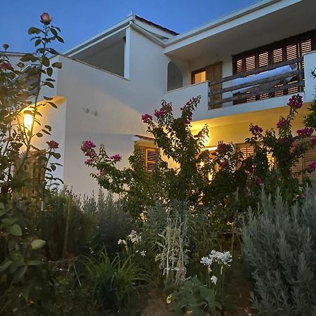 Six Bedroom Holiday Home Matea Ploce  Exteriér fotografie